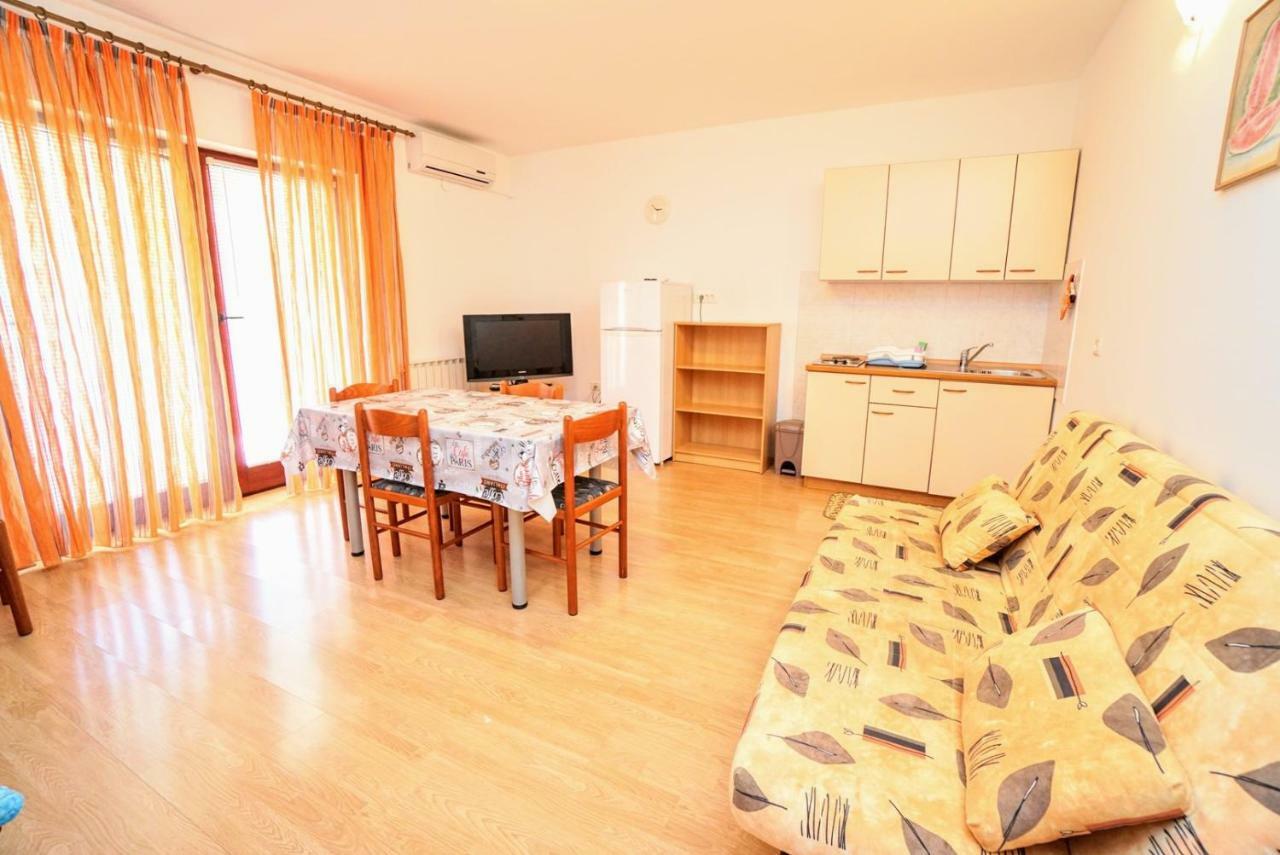 Apartment Daniela 사부드리자 외부 사진